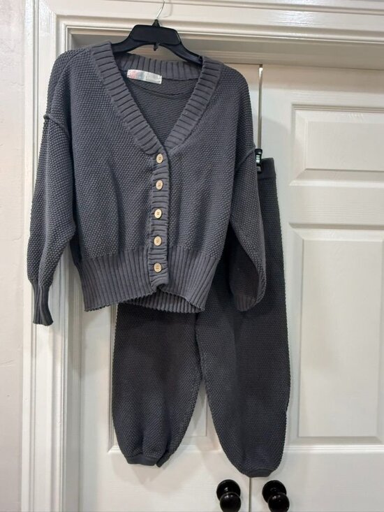 Free People Sweaters - Free People VGUC Hailee Beach Cardi Waffle Knit Button Set in Gray S/P